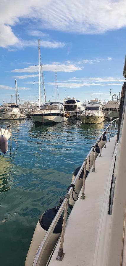 Salerno Yacht Hotel Kültér fotó